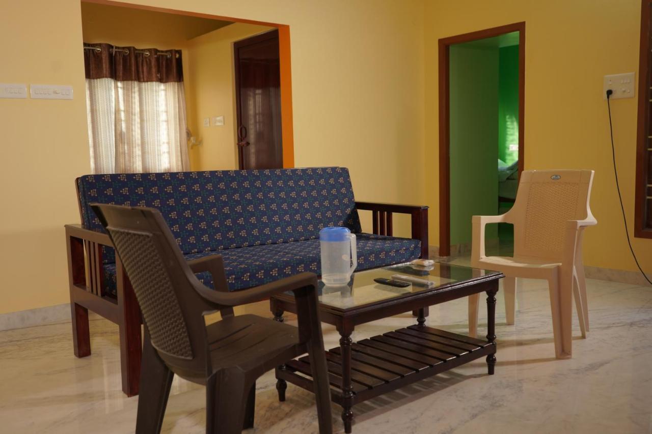 Ssk Home Stay Puducherry Buitenkant foto