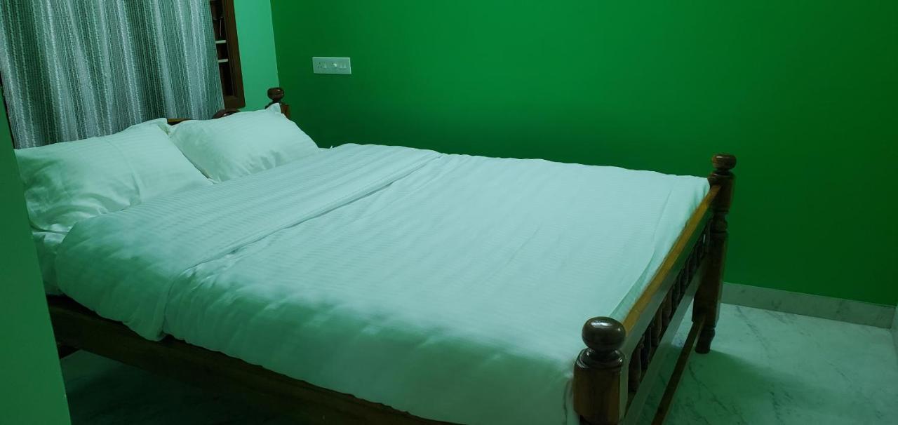 Ssk Home Stay Puducherry Buitenkant foto